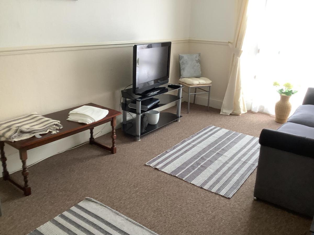 Second Floor Apartment Tenby Town Centre Екстериор снимка