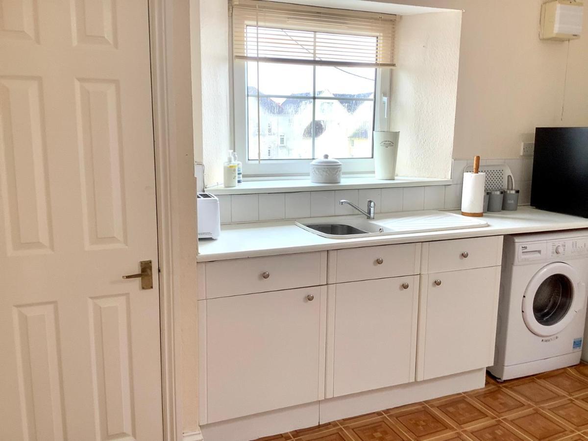 Second Floor Apartment Tenby Town Centre Екстериор снимка